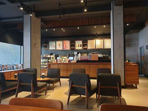 Starbucks - Surya Sumantri 7