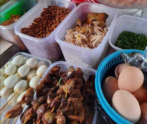 Bubur Ayam & Kupat Tahu Teh Santi 3