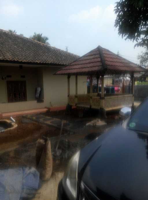 Kedai Mie Ayam Pelangi 6