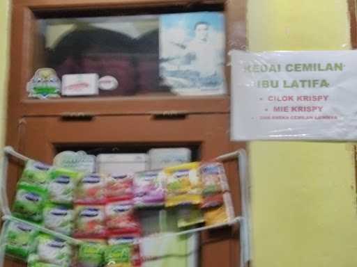 Kedai Cemilan Ibu Latifa 9