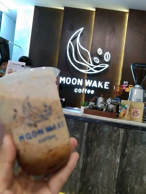 Moonwake Coffee 10