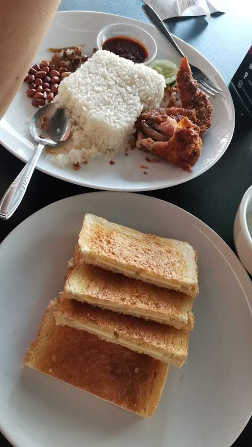 Banceuy Nasi Lemak, Kresna 10