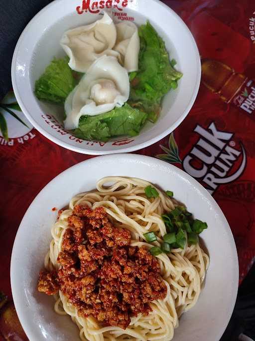 Mie Rica Rica Sadewa 9