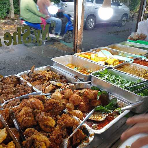 Nasi Kuning Dan Uduk Pandu Ny. Shelvy 10