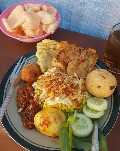 Nasi Kuning Super Pa Rowi 8