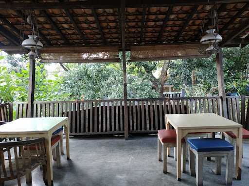 Warung Suluh Restaurant 7