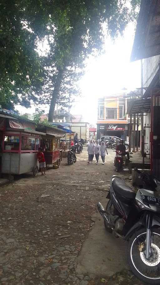 Ayam Penyet Pak Husen 4