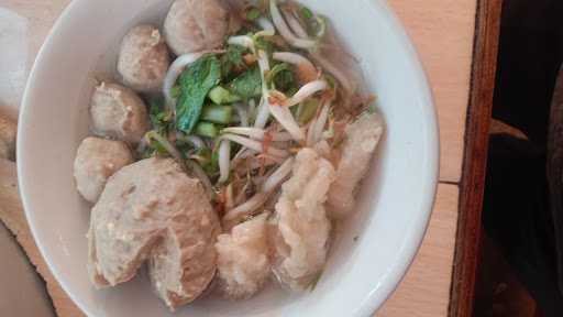 Mie Ayam Baso M. Dimas 4