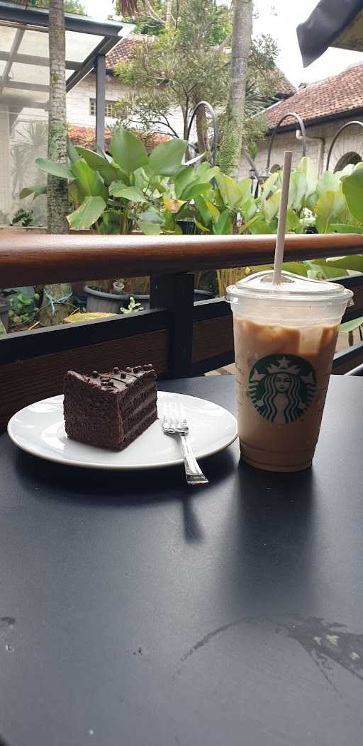 Starbucks - Ciumbuleuit 9