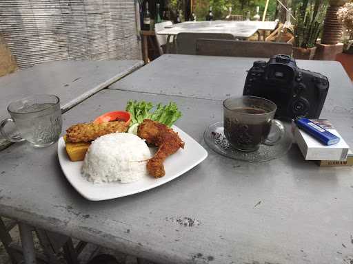 Cafe Lestari 4