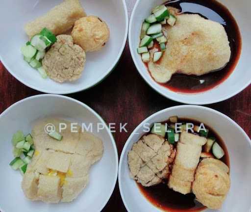 Pempek Palembang Selera 8