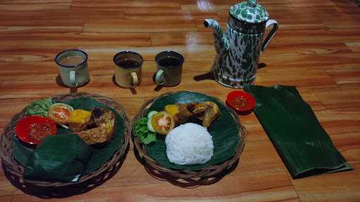 Saung Leuhang 2