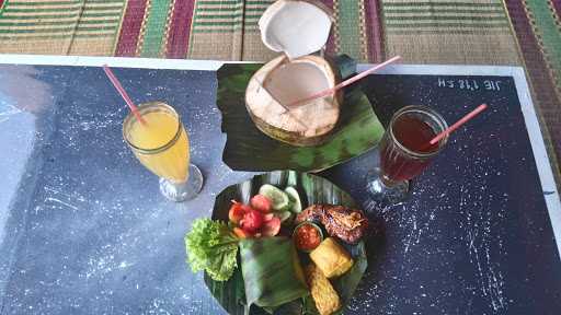 Sindang Heula Sundanese Restaurant 1