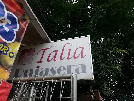 Talia Pujasera Rumah Makan Simpang Tigo 2