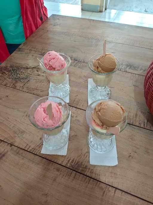 Taman Ice Cream 5