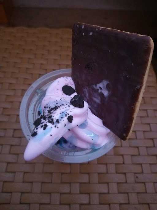 Mimi Ice Cream Talang 4