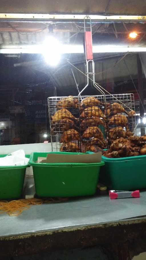 Arema Pak Untung Ayam Bakar 9