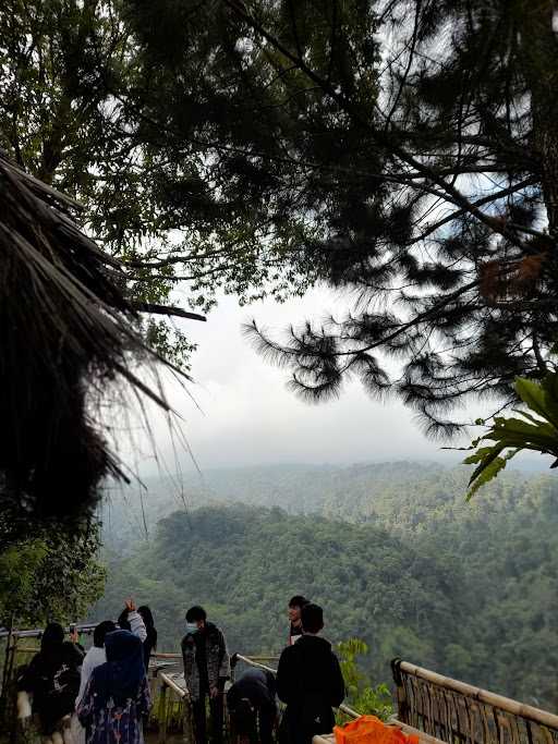 Saung Abah 1