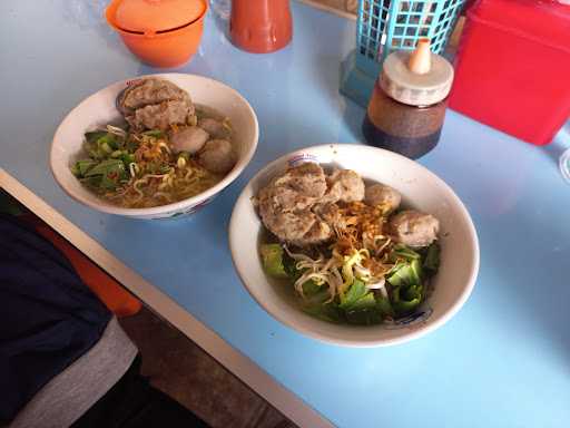 Mie Bakso Simpang Tiga 5