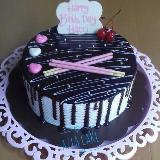 Azia Cake 1