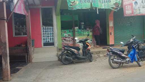 Kedai Ajiib 1