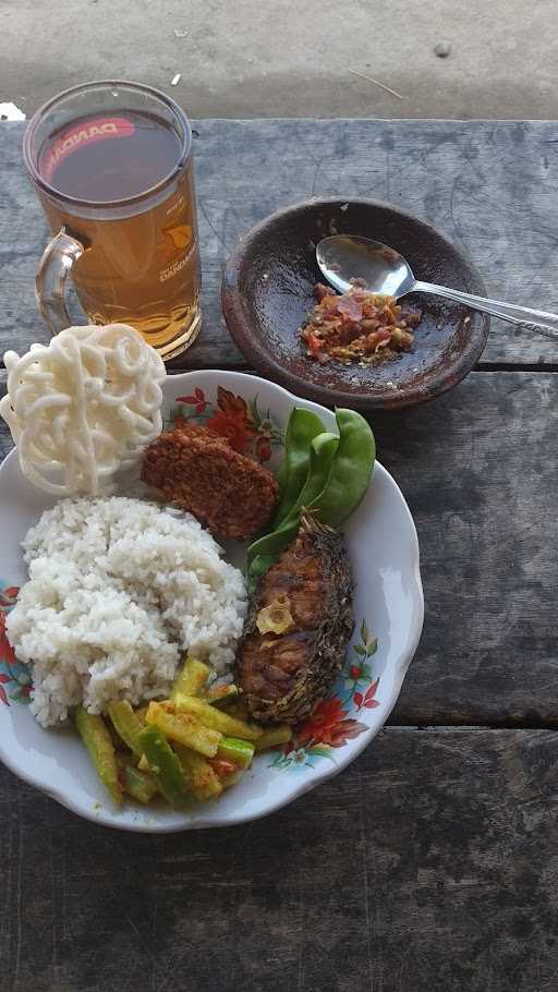 Warung Nasi Ma Uti 10