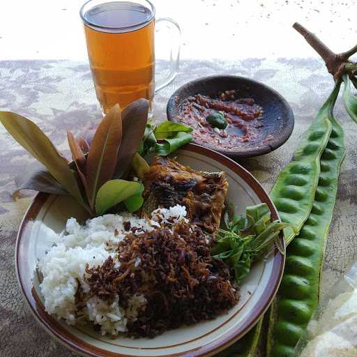 Warung Nasi Ma Uti 8