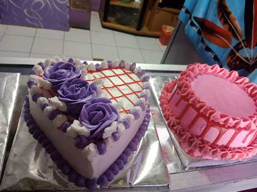 Nunx'S Cake 4