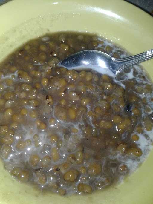 Bubur Kacang Ijo H. Iyus 4