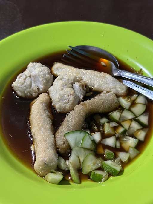 Pempek Palembang Padayungan 3