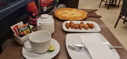 Pizza Hut Restaurant - Plaza Asia Tasikmalaya 4