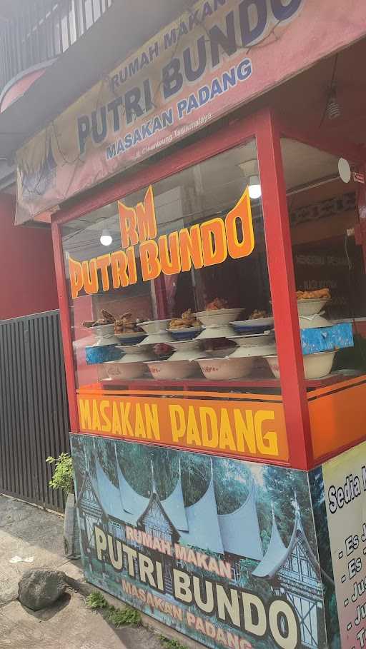 Rm. Putri Bundo Masakan Padang 6