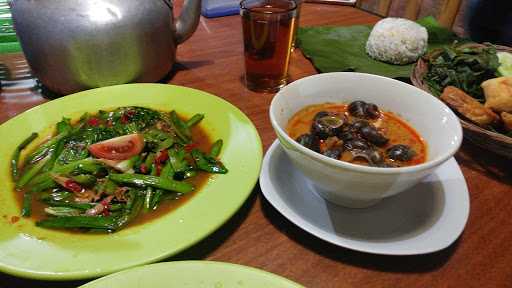 Saung Bungsu Ma Uneng 2