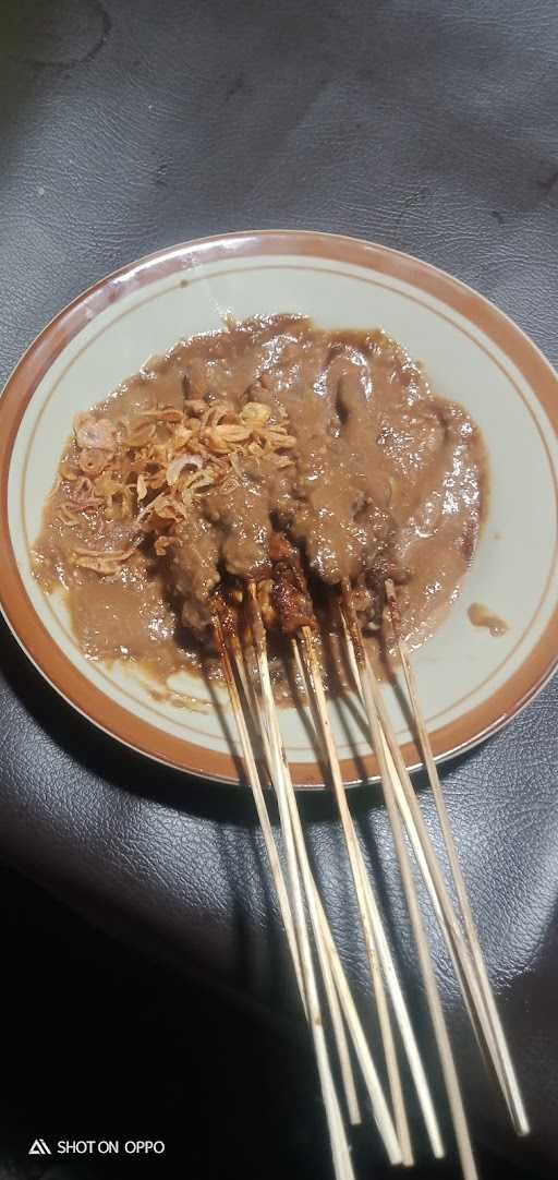 Warung Sate Dan Soto 8