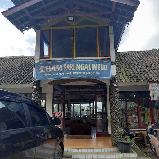 Rumah Makan Gunung Sari Ngalimeud 5