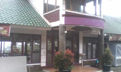 Rumah Makan Ngalimed 7