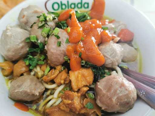 Bakso Lempar 1