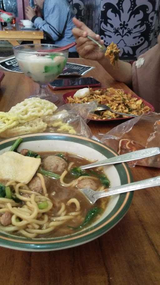 Kedai Bakso Meymey 7