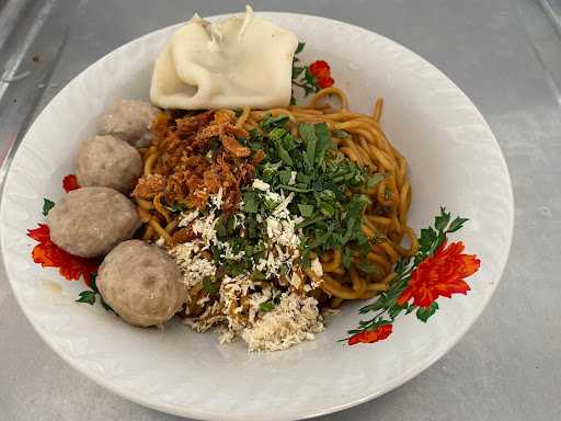 Mie Baso Sindang Rasa Garut 5