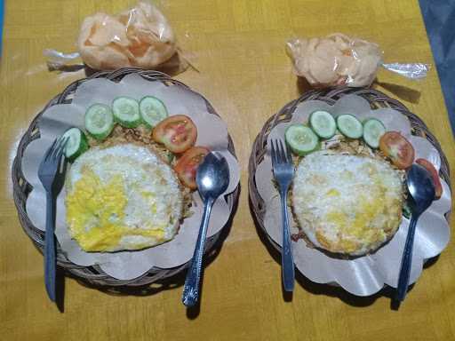 Nasi Goreng Pak Uput 3