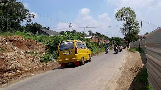 Warung Makan Dua Saudara 2