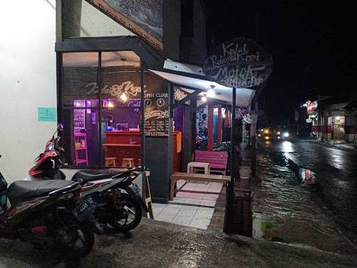 Kedai Kopi Mojok 6