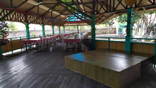 Rumah Makan Kinayungan 9