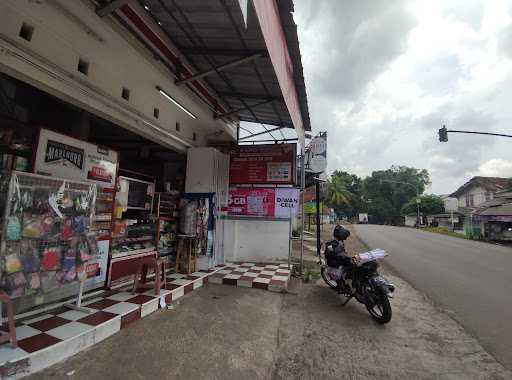 Rumah Makan Simpang Tiga 5