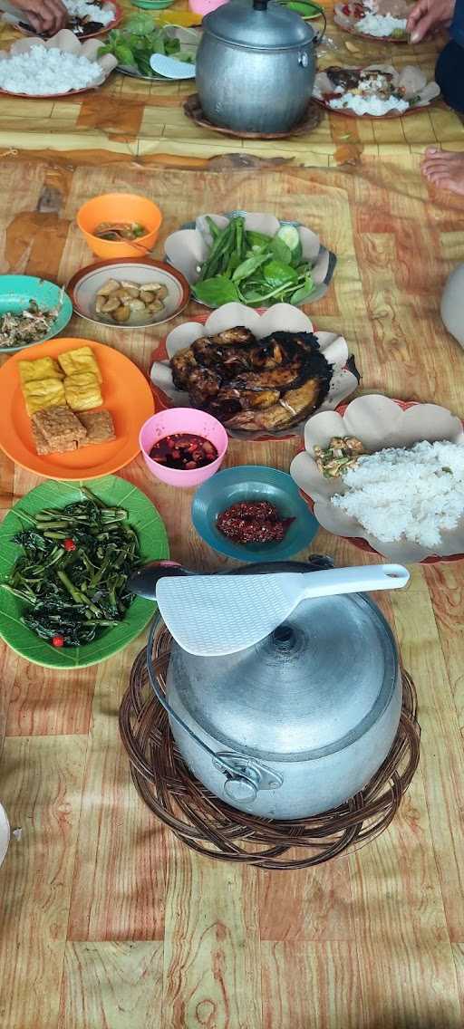 Warung Nasi Pawon Ema 6