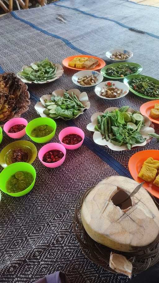 Warung Nasi Pawon Ema 4