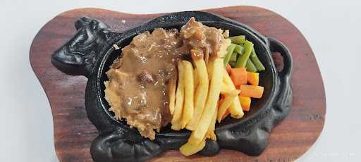 Steaky Steak Stasiun Cikampek 4