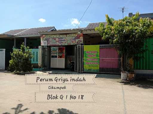 Kedai Susu Murni Cikampek 10