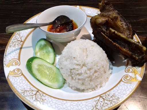 Bebek Goreng Cak Muham 9