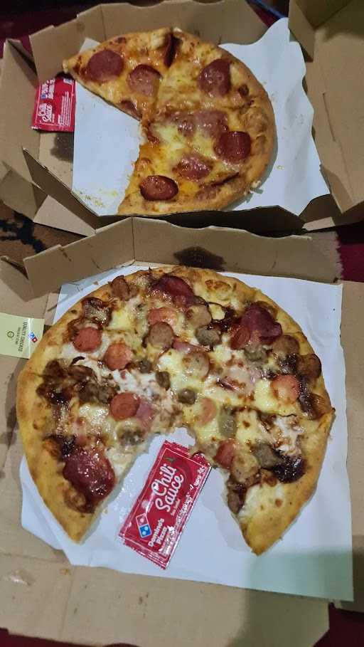 Domino'S Pizza 8